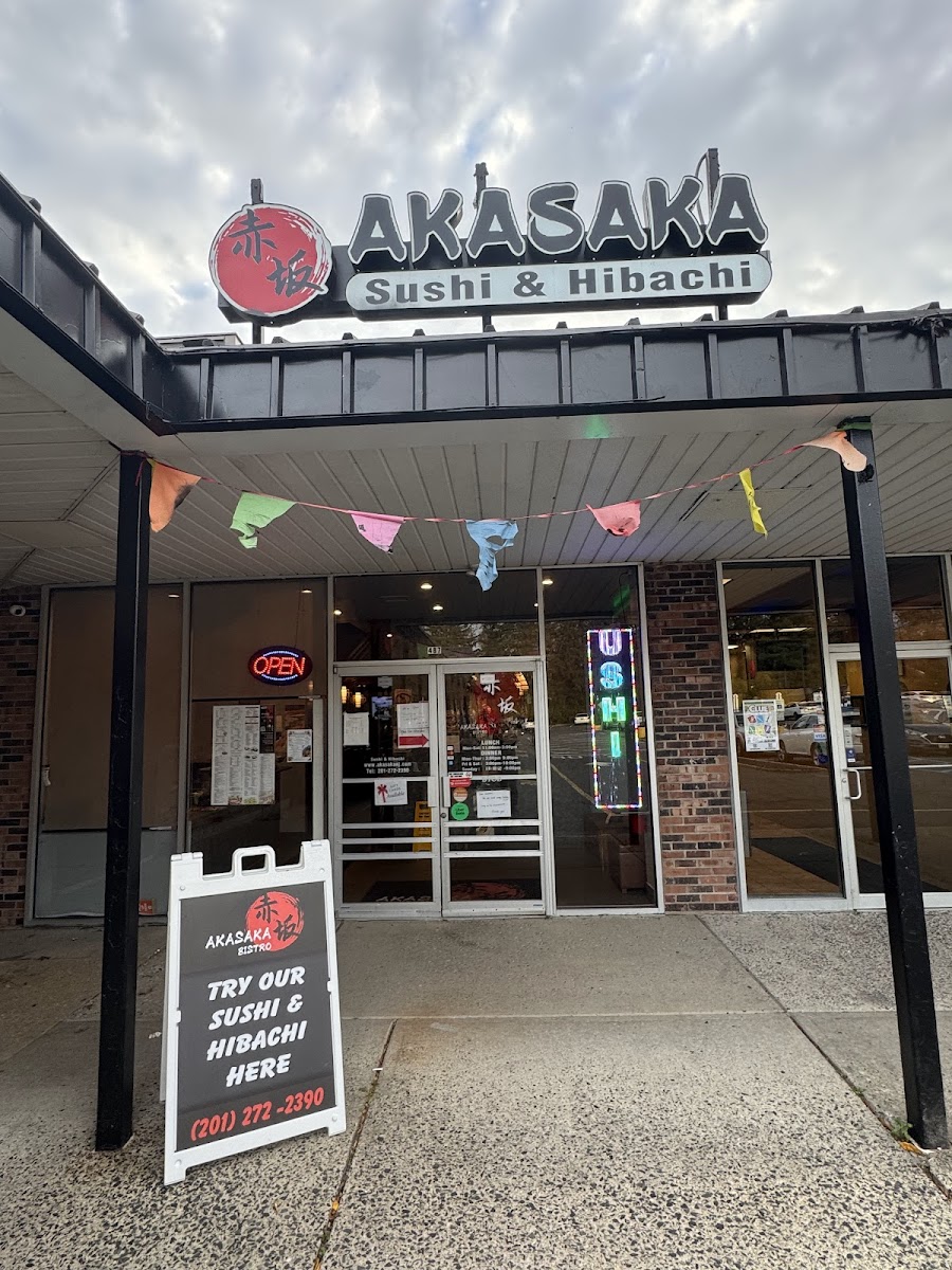 Akasaka Sushi & Hibachi