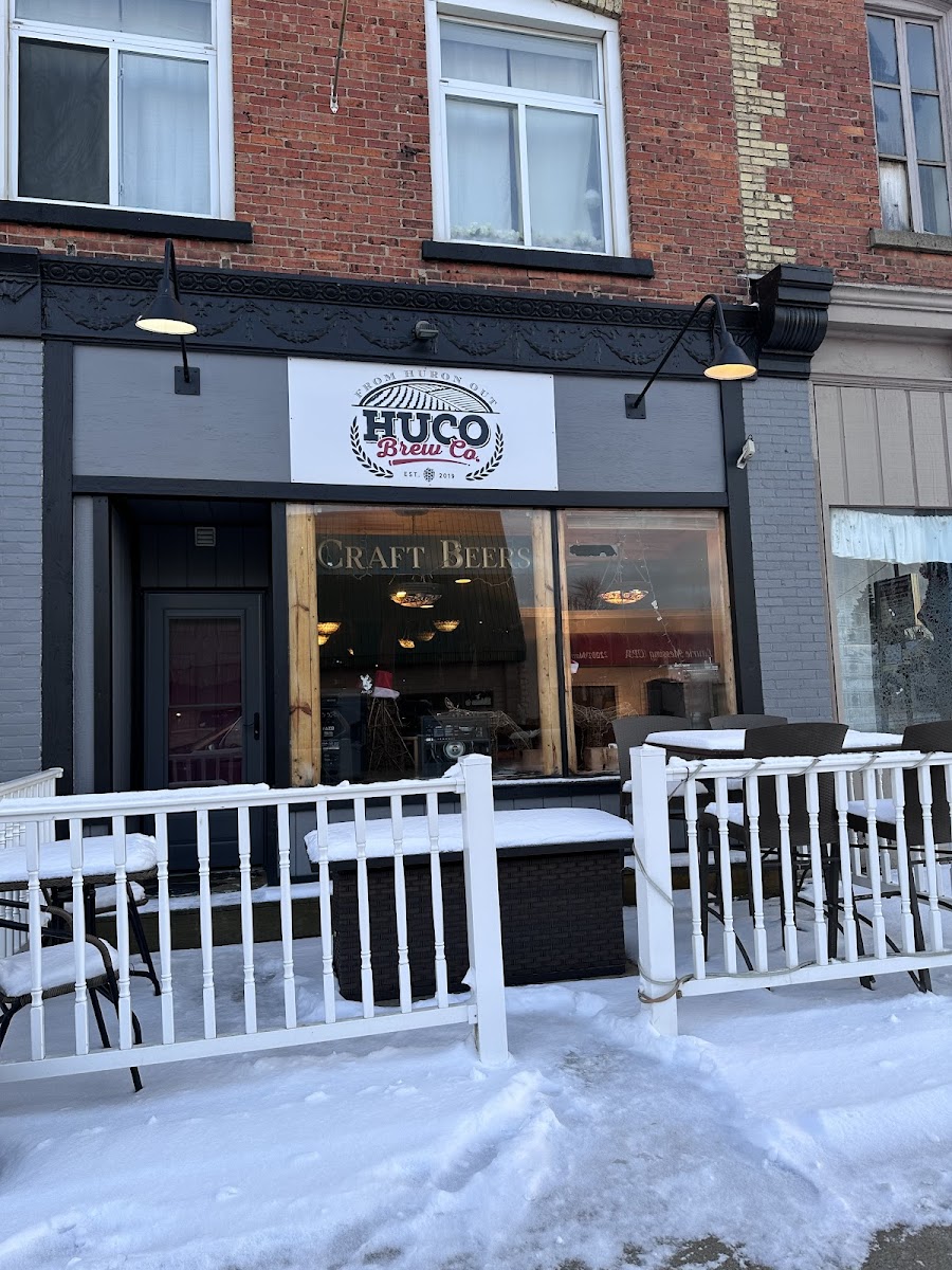 Angelina's Eatery & Huco Brew Co.