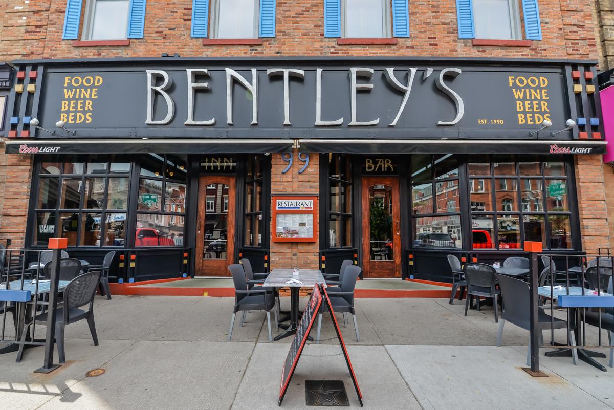 Bentley's Bar Inn & Restaurant