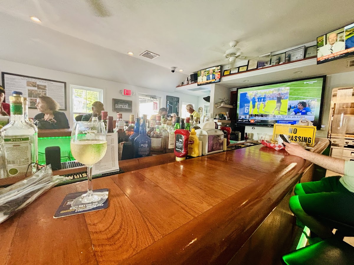 Bob O'malley's Whaleback Restaurant