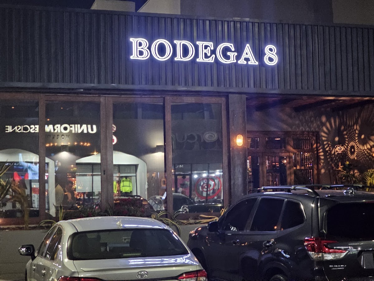 Bodega 8