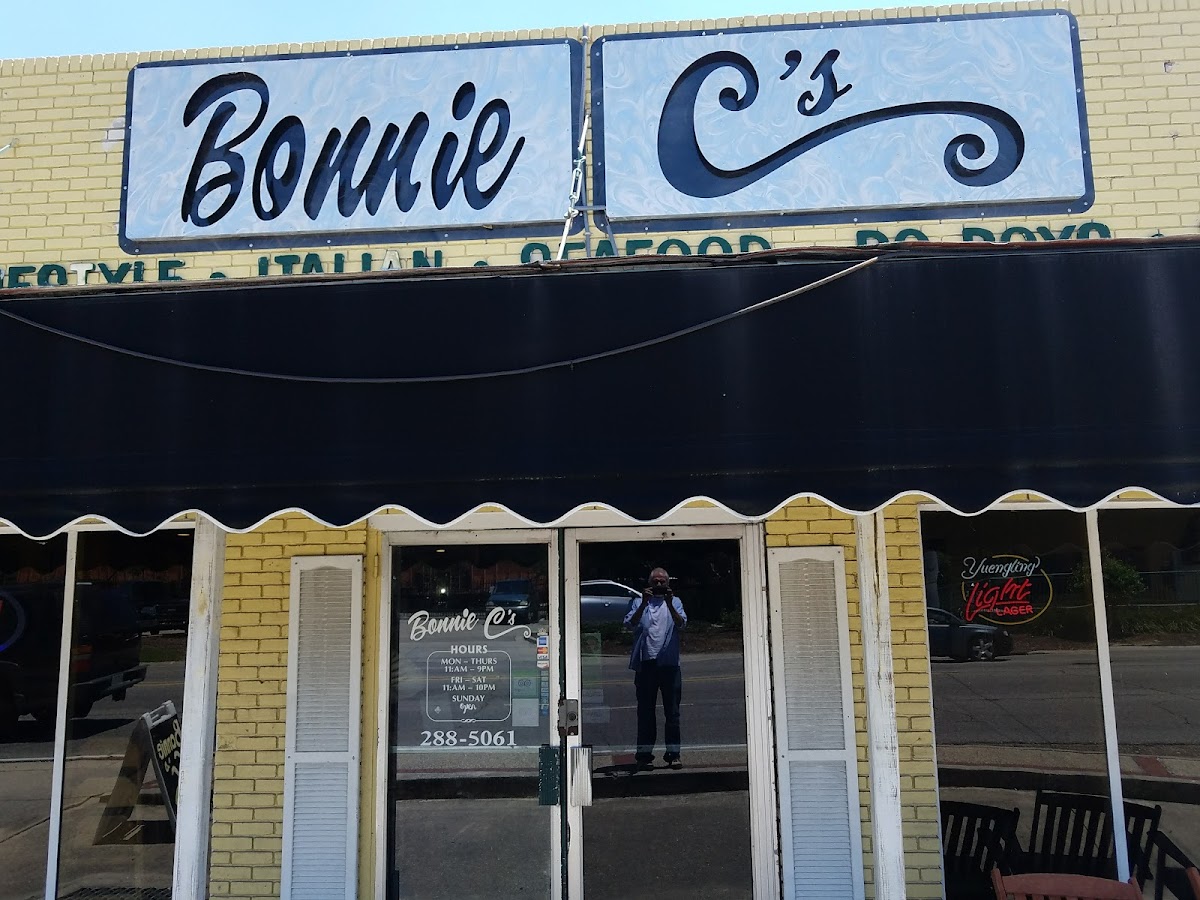 Bonnie C's Cafe
