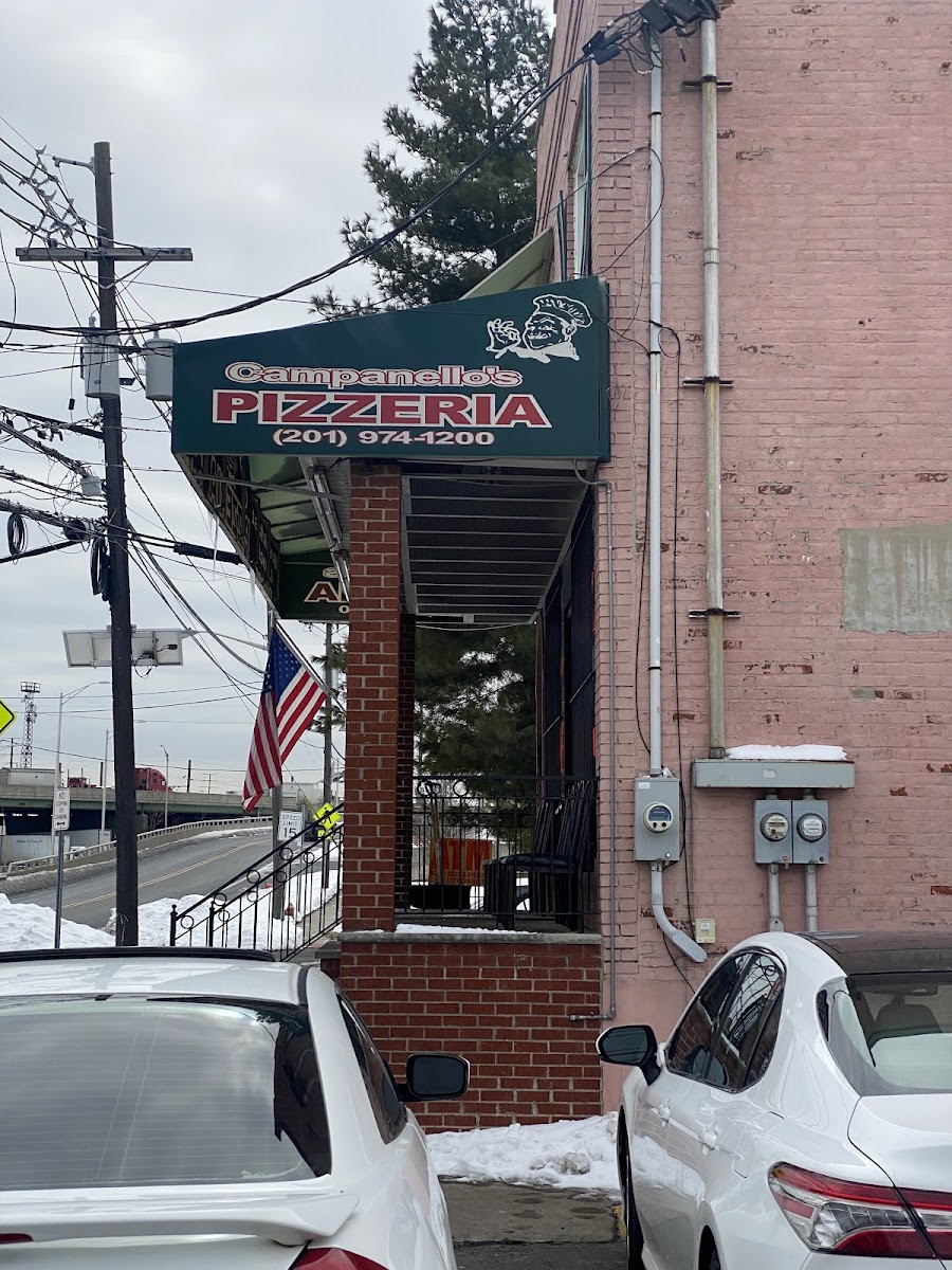 Campanello's Deli Pizzeria