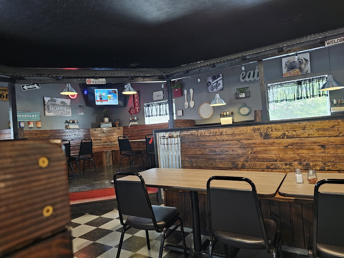 Cardo's Pizza Of Lucasville