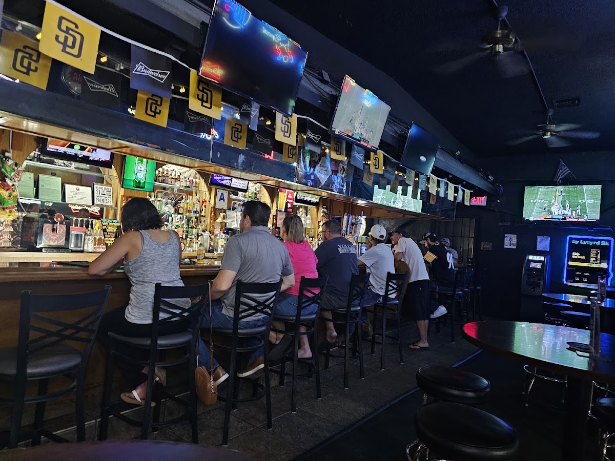 Channel 2 Sports Bar