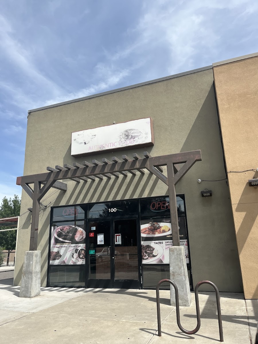 Chapin & Mex Restaurant