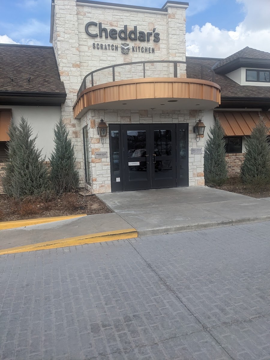 Cheddar's Scratch Kitchen