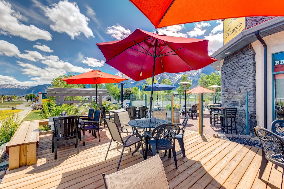 Chez Francois Restaurant And Patio
