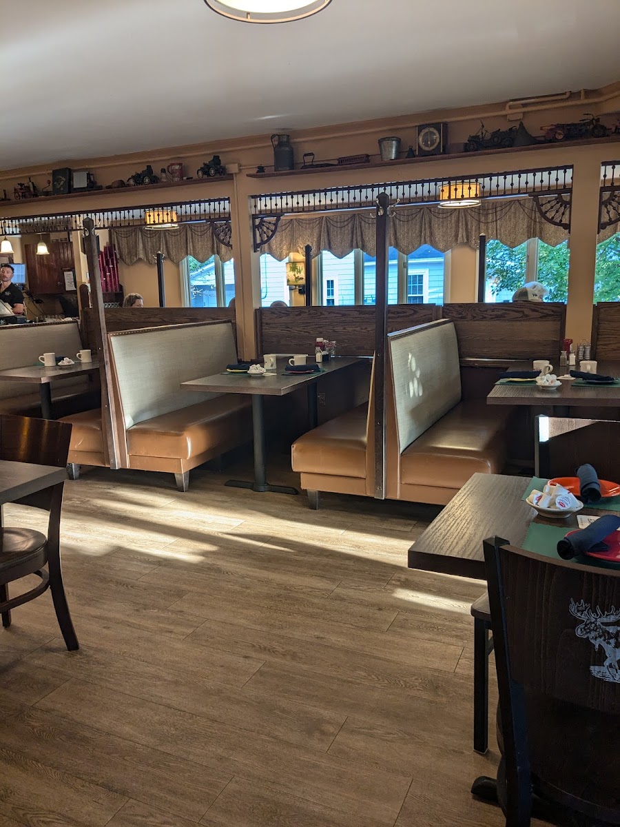 Clement Room Grille-Breakfast Only