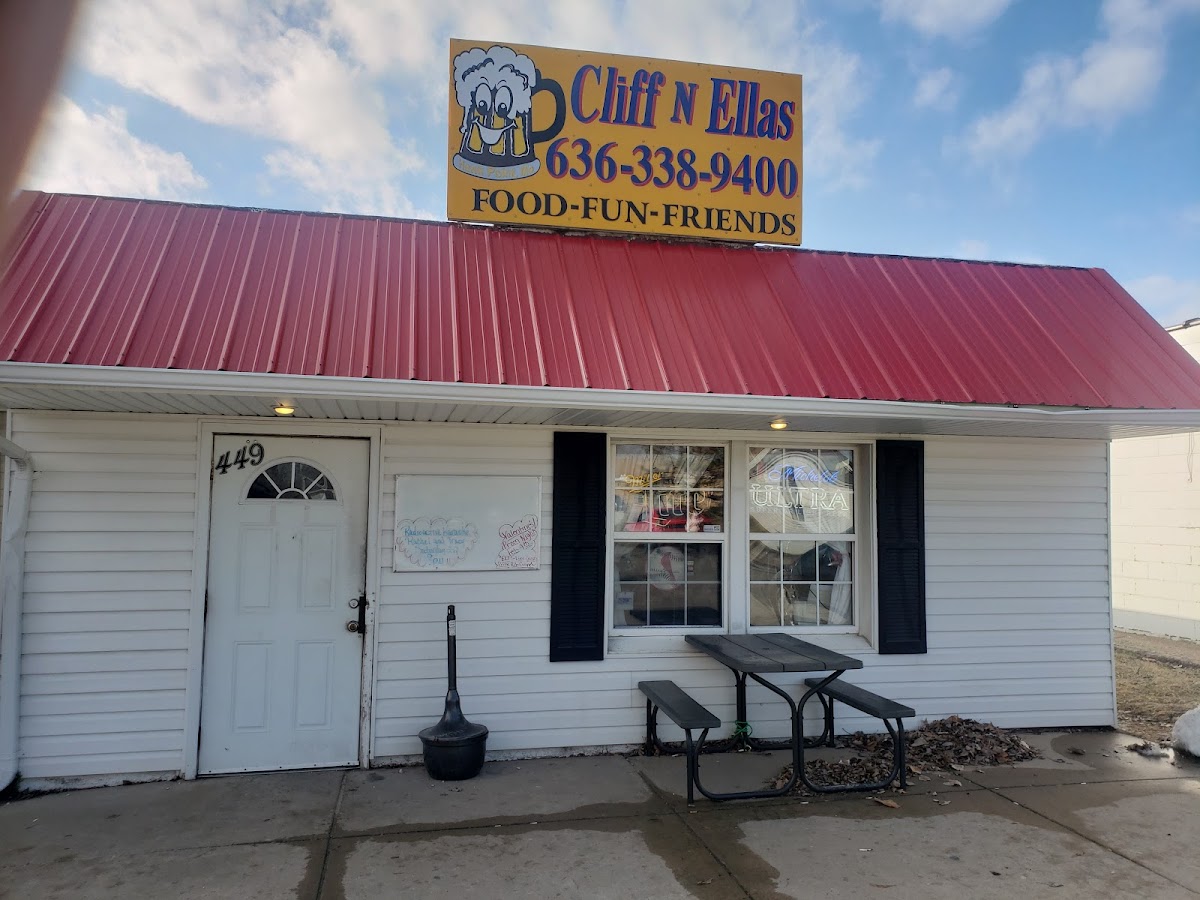 Cliff N Ella's
