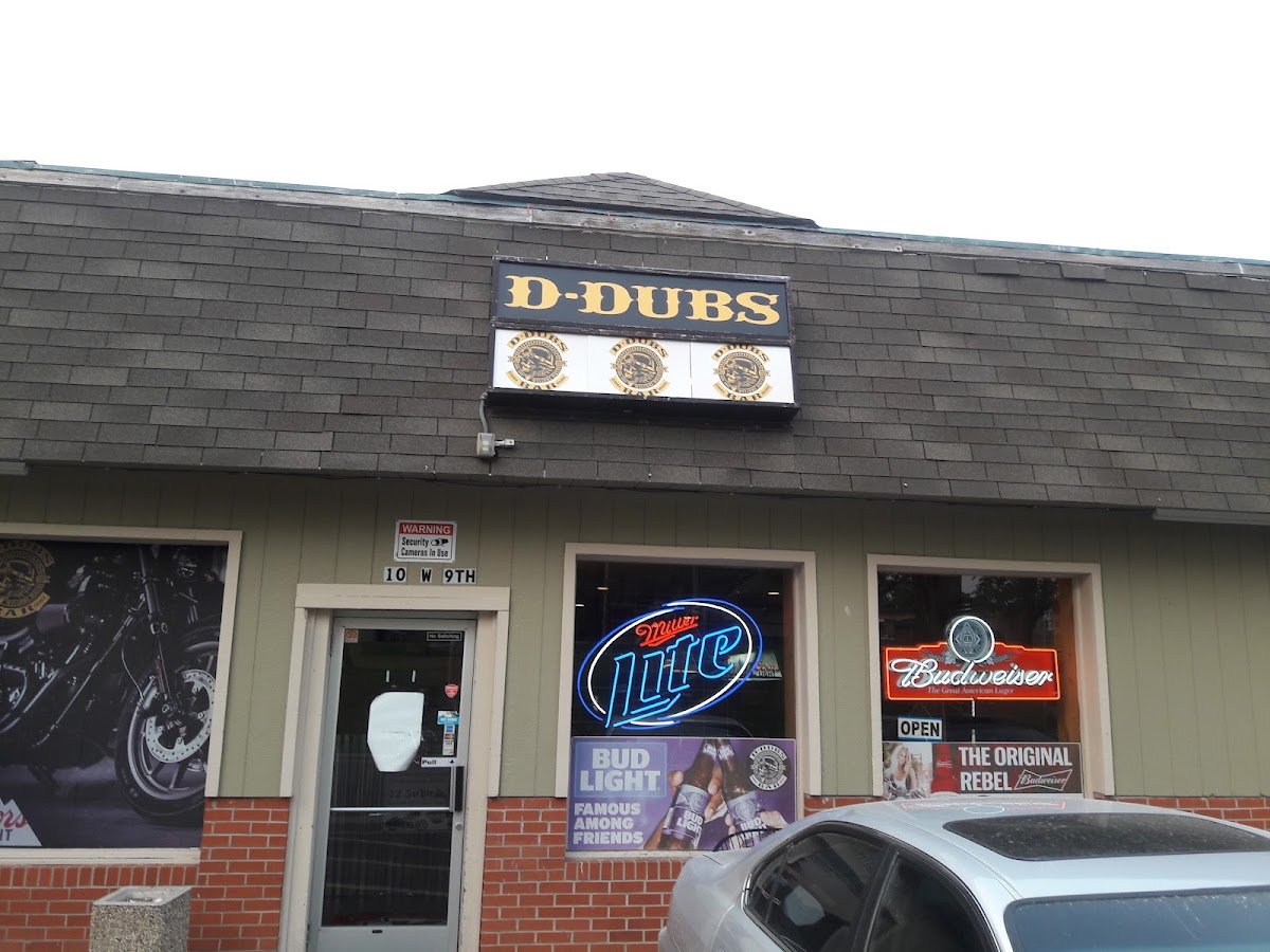 D-Dubs Bar And Grill