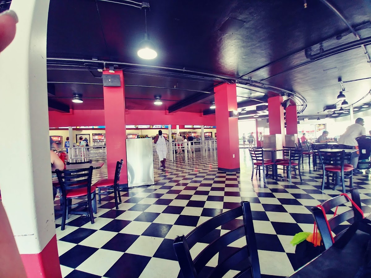 Dee Jay's Diner
