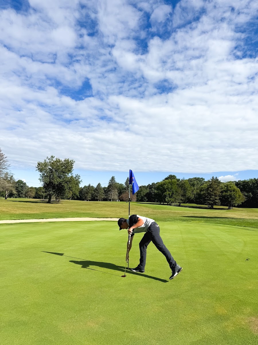 Deer Run Golf Course & Restaurant