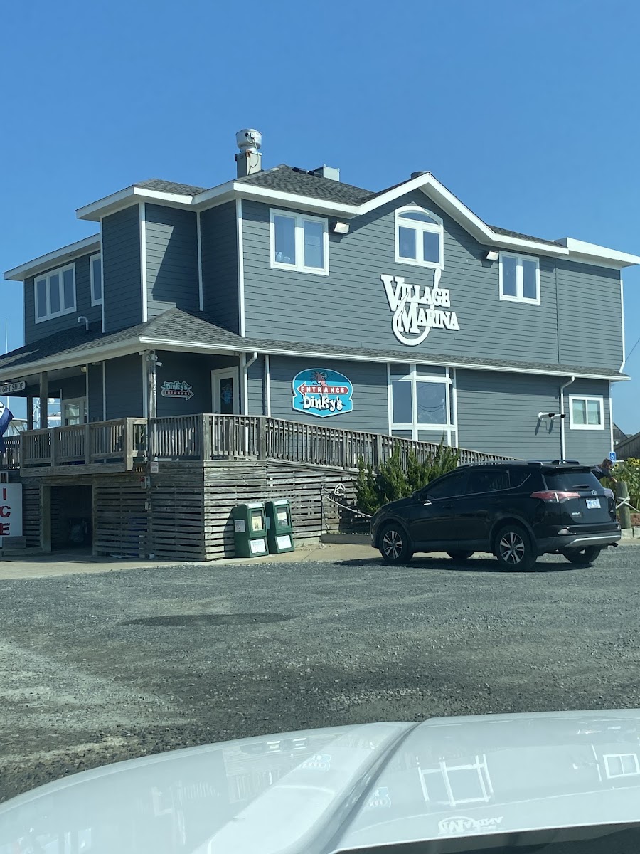 Dinky's Waterfront Restaurant