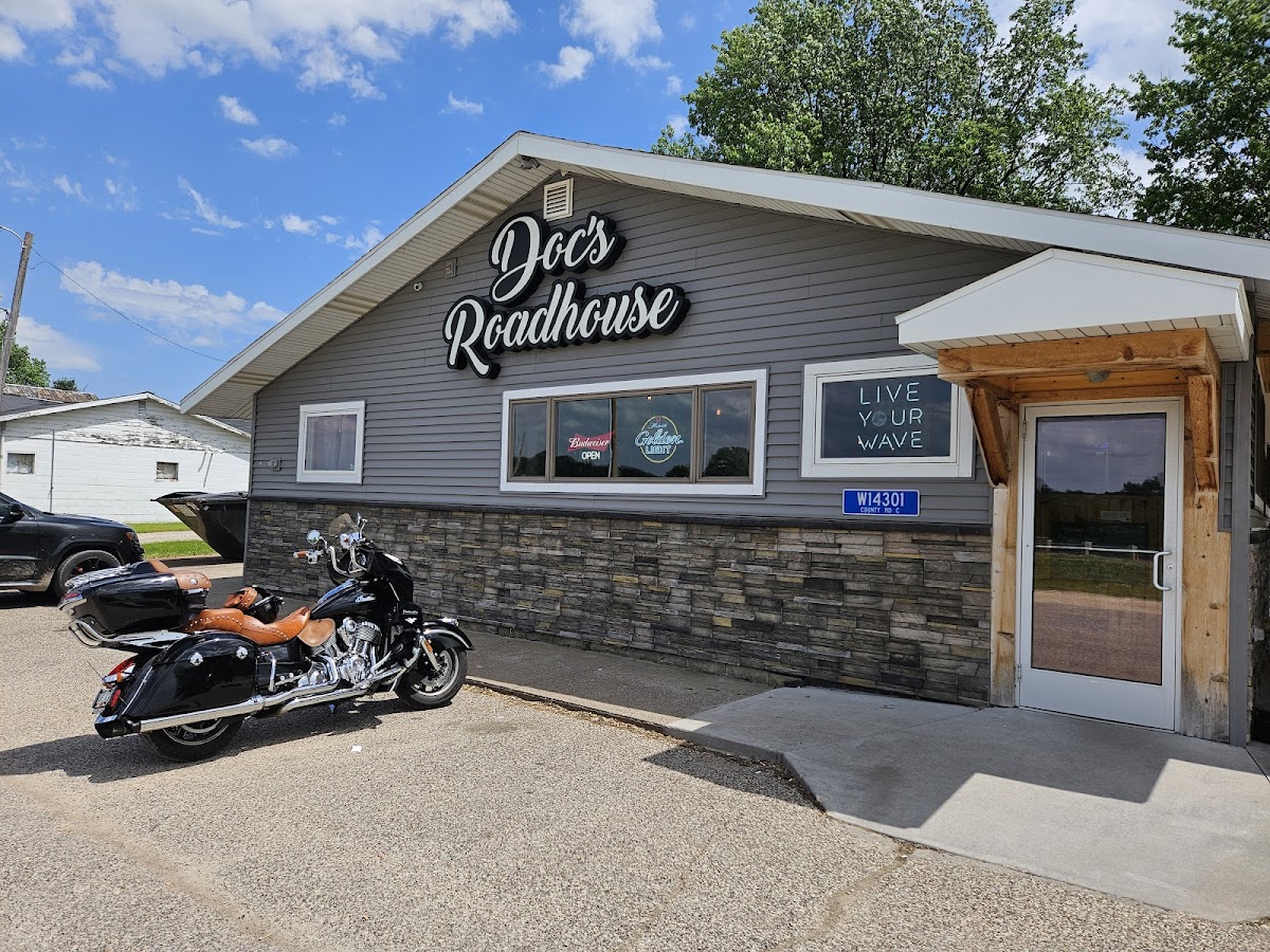 Doc's Roadhouse Bar & Restaurant
