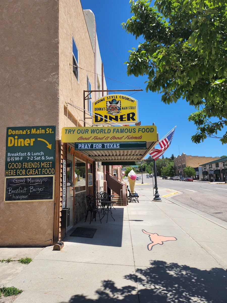 Donna's Main Street Diner