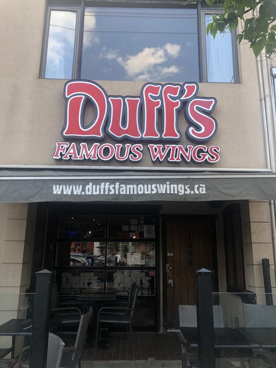 Duff's Famous Wings