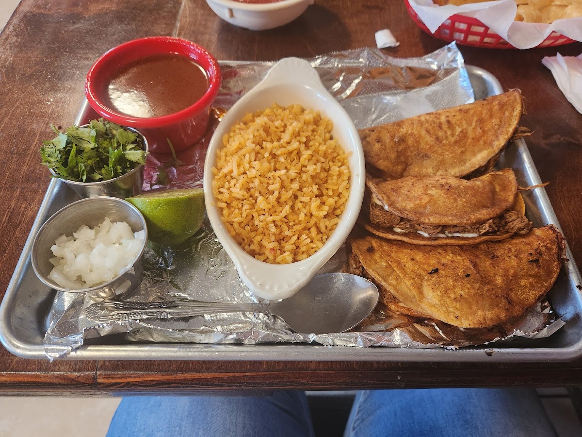 El Potrillo Mexican Restaurant