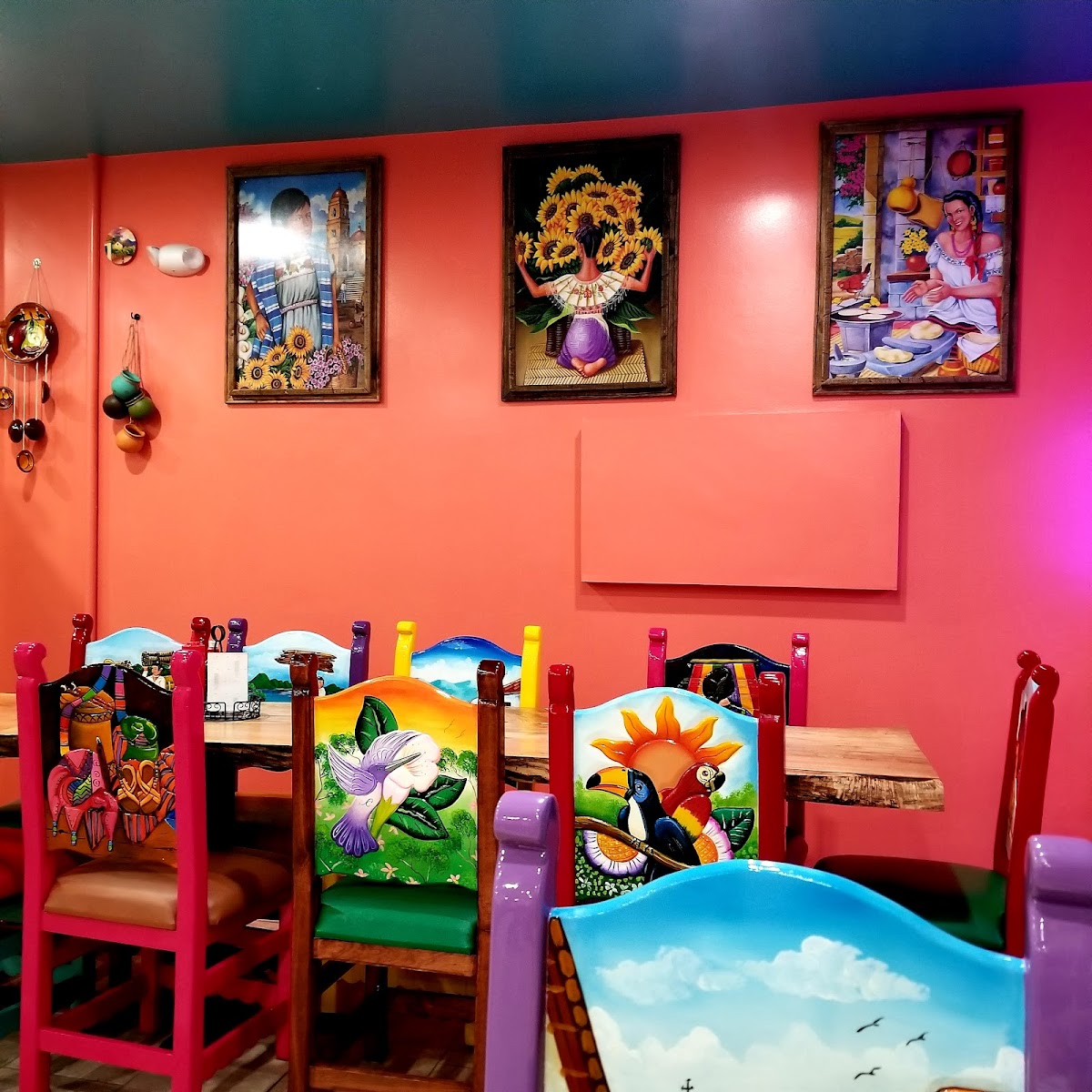 El Tikal Restaurant