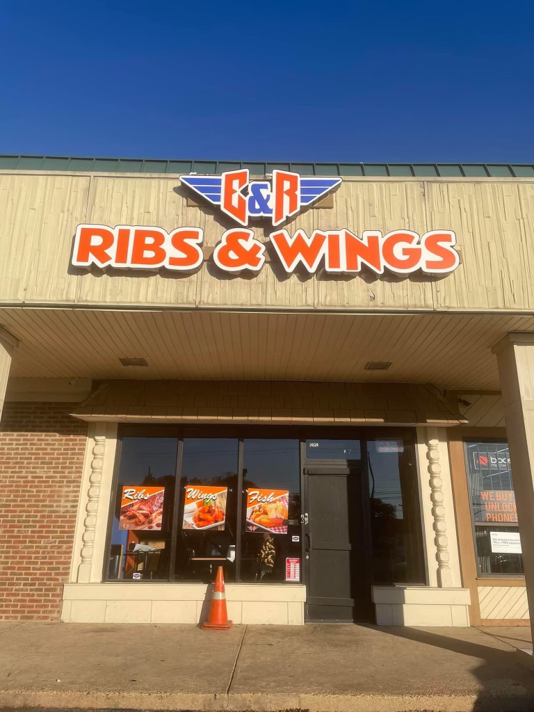 E&r Ribs And Wings