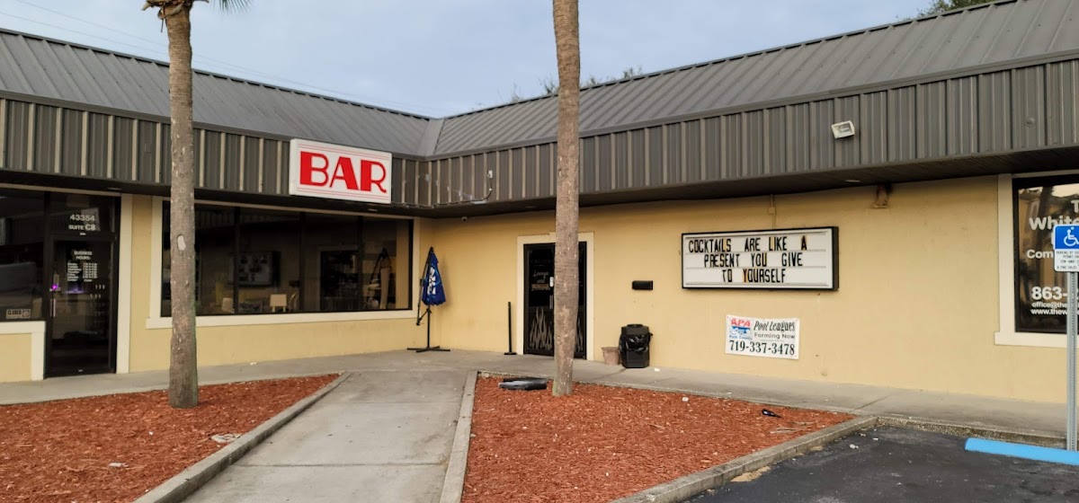 Fireside Lounge & Billiards