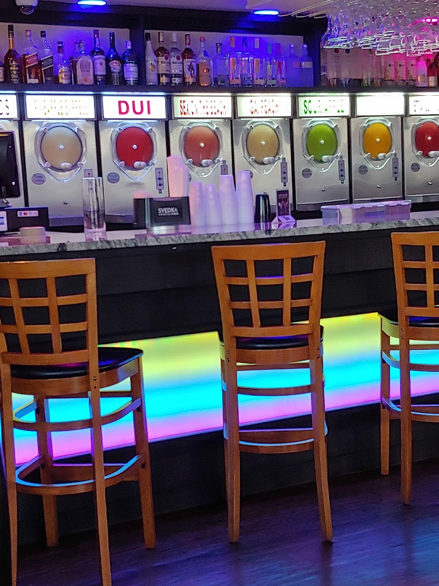 Frozen Paradise Bar And Grill Llc