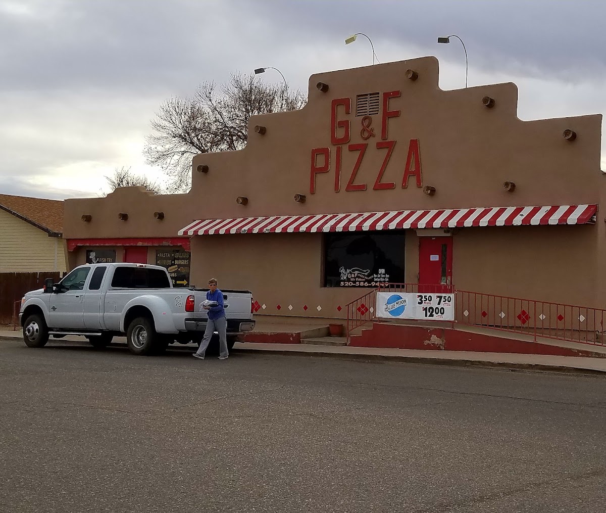 G & F Pizza Palace