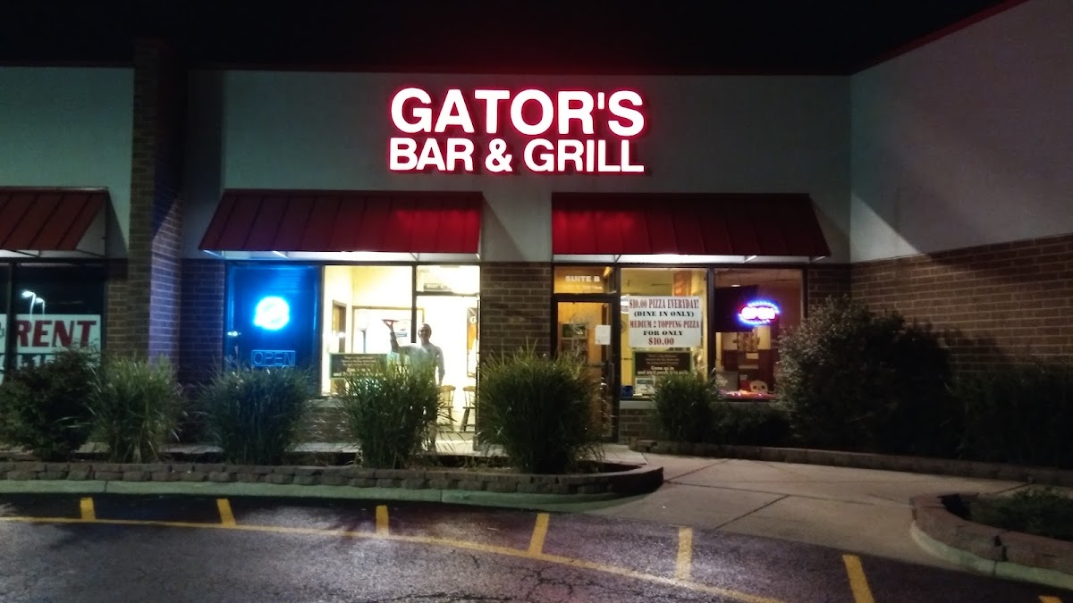 Gators Bar & Grill