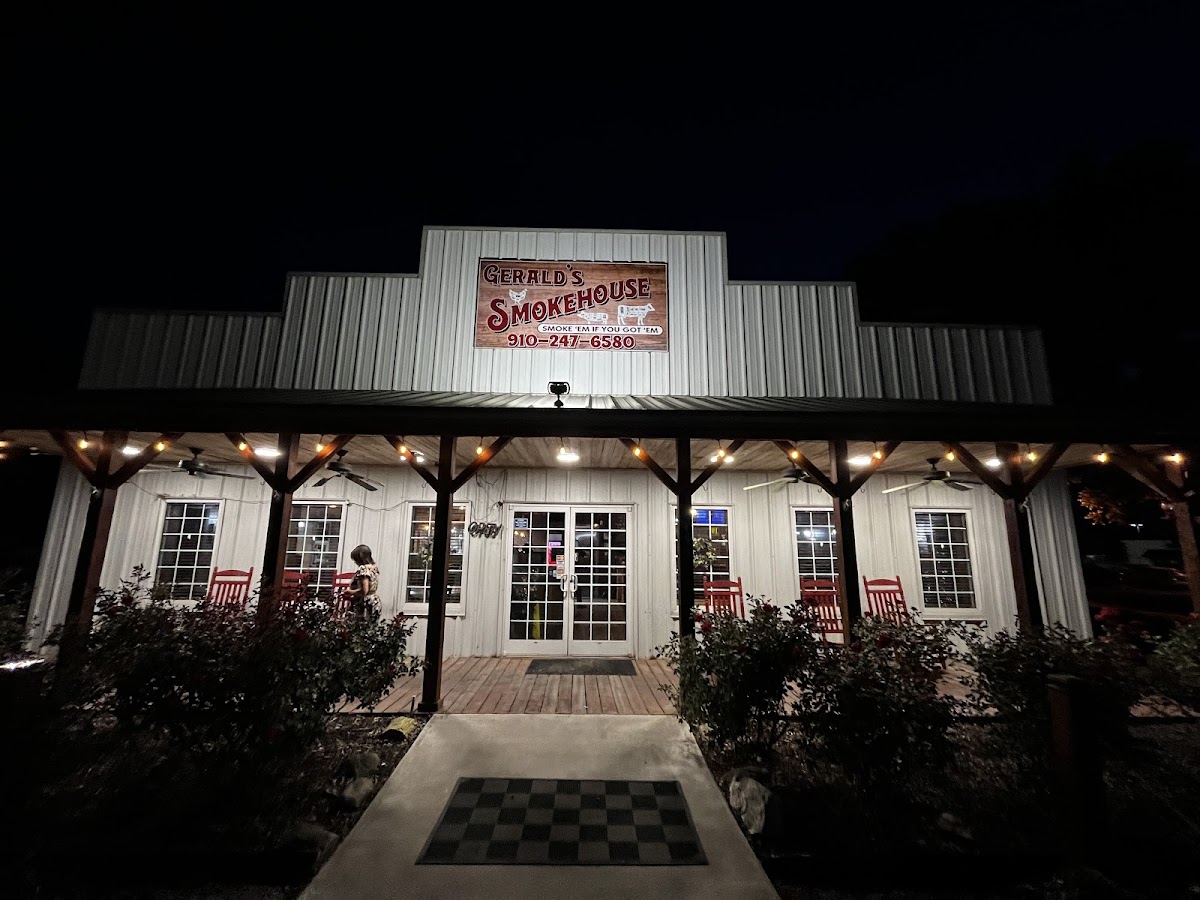 Gerald's Smokehouse And Grill