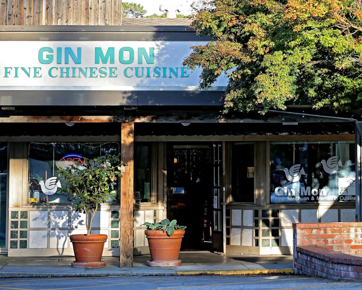 Gin Mon Chinese Restaurant