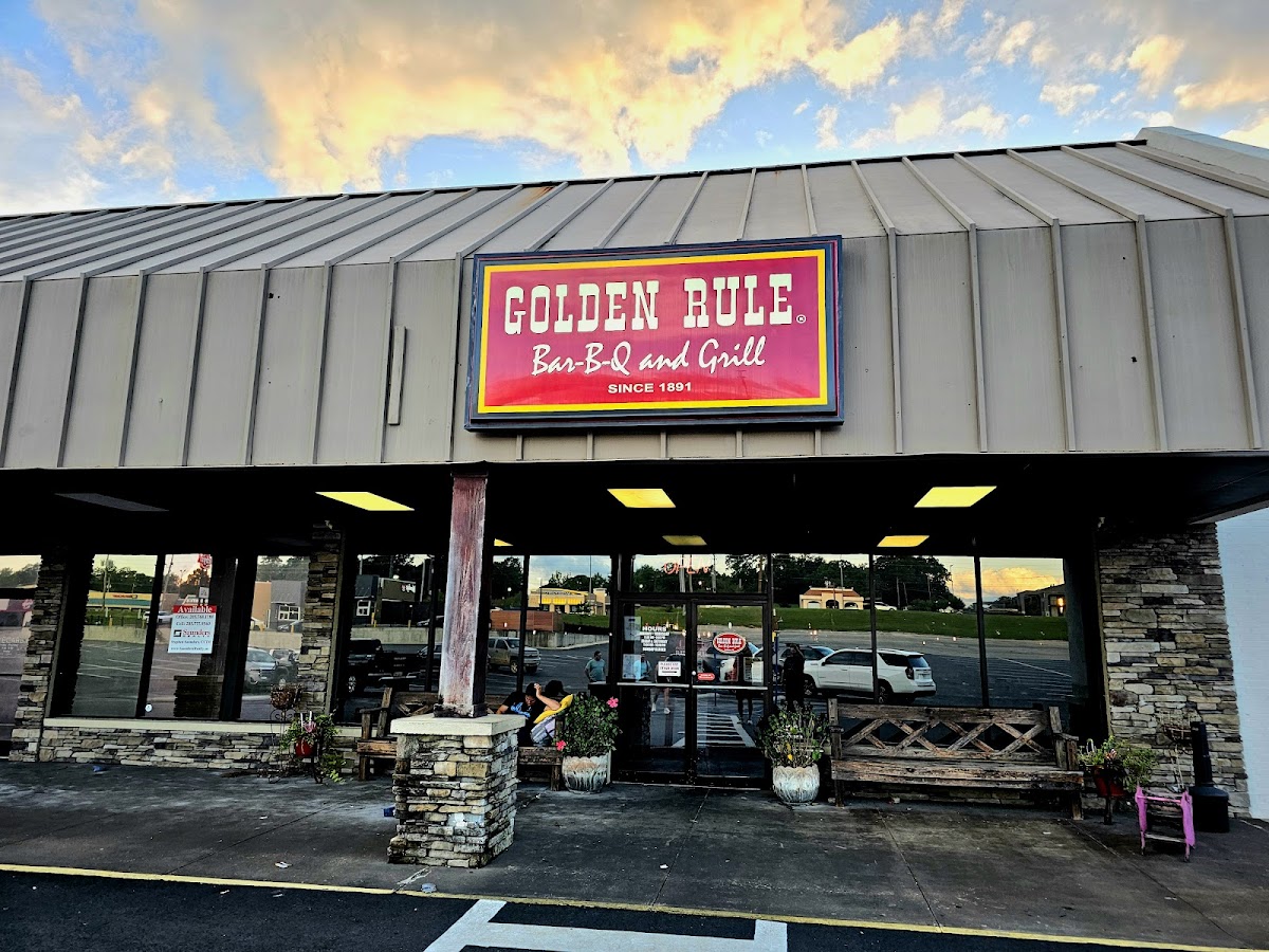 Golden Rule Bbq & Grill Of Andalusia