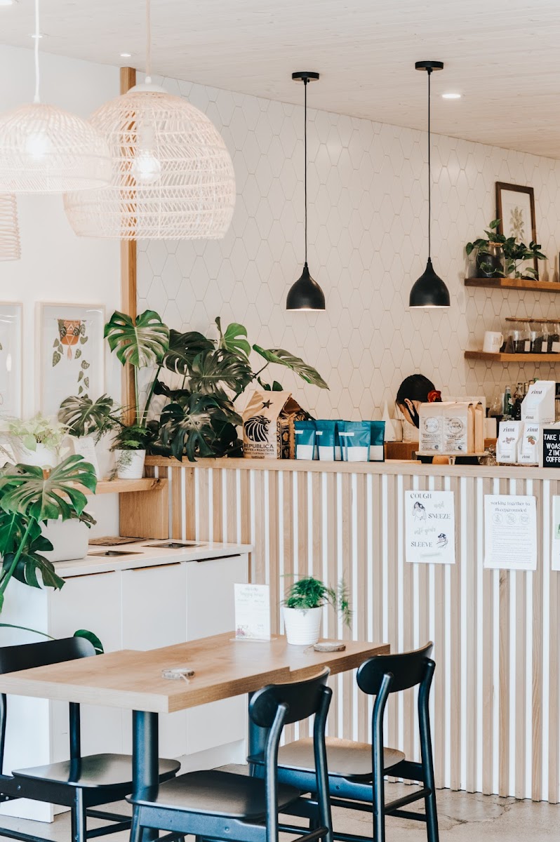 Grounds & Greens Cafe