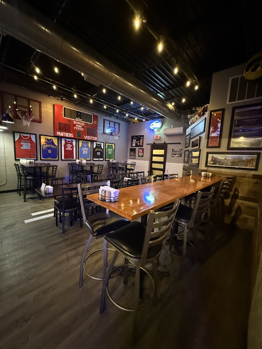 Hall Of Fame Pizza & Wings