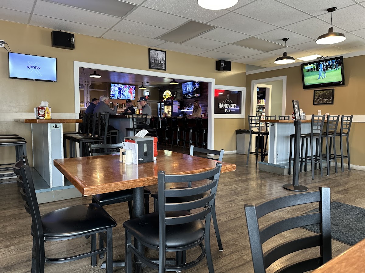 Hanover's Pub