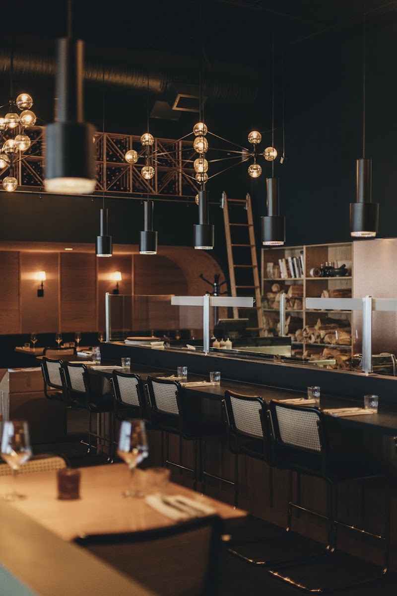 Harth Mozza & Wine Bar