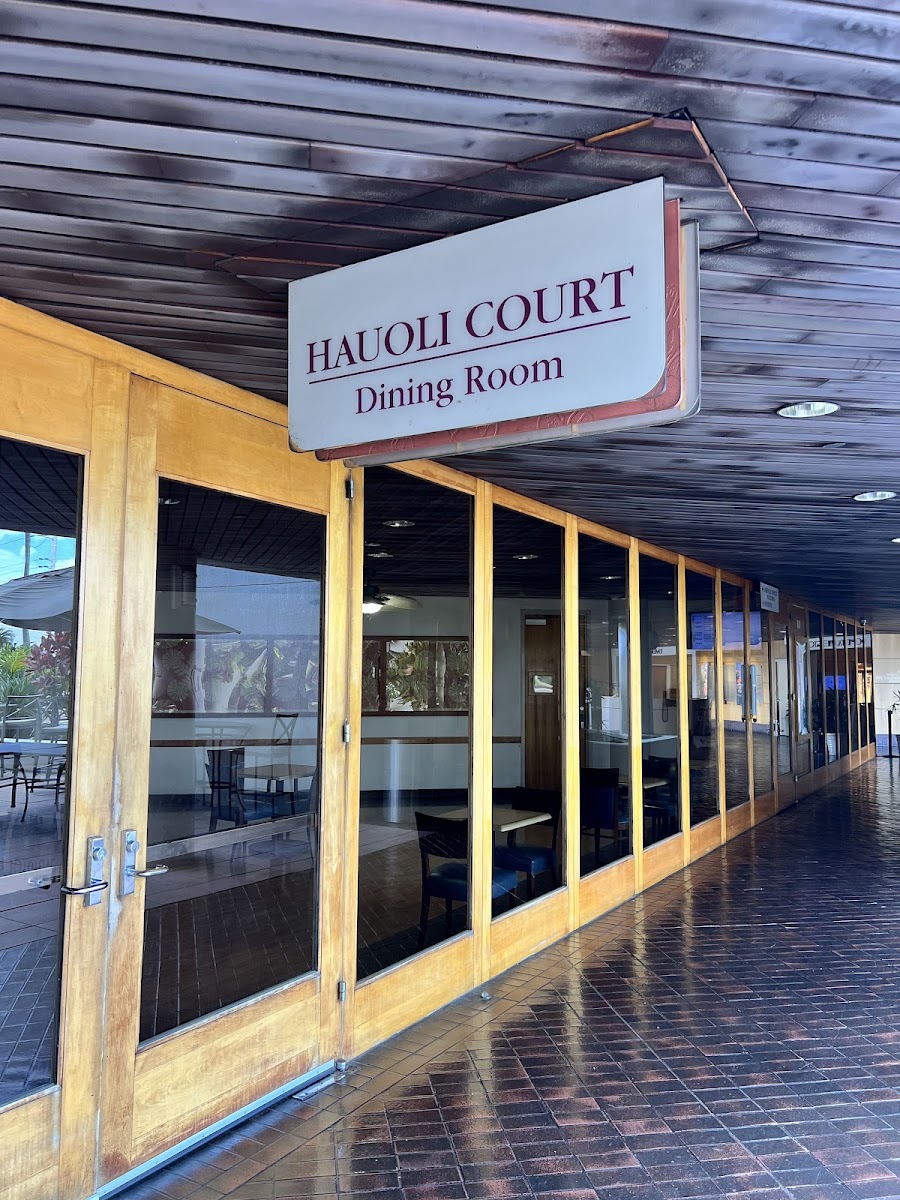 Hau'oli Court Dining Room