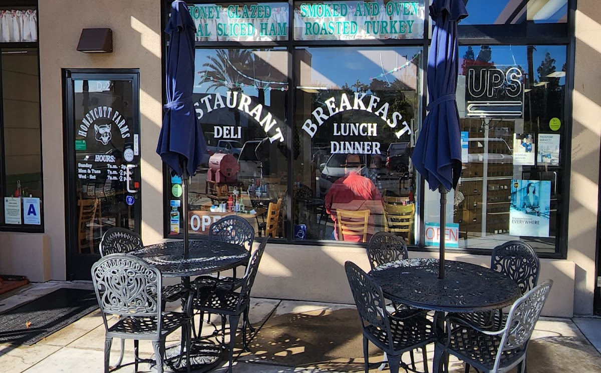 Honeycutt Farms Cafe