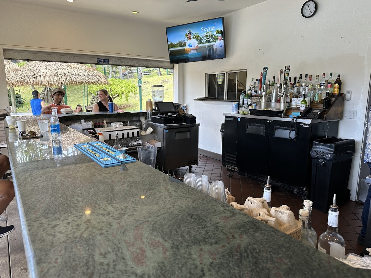 Honu Cove Bar & Grill