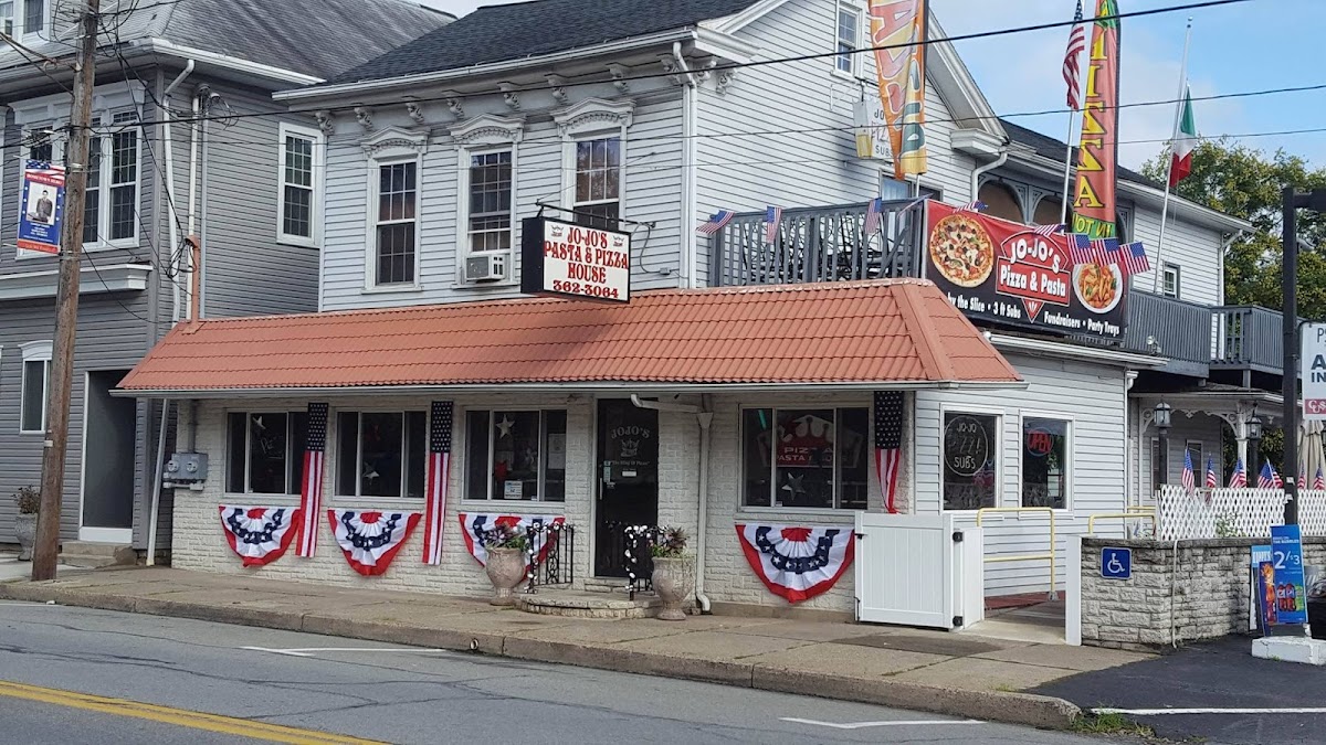 Jo-Jo's Pizza