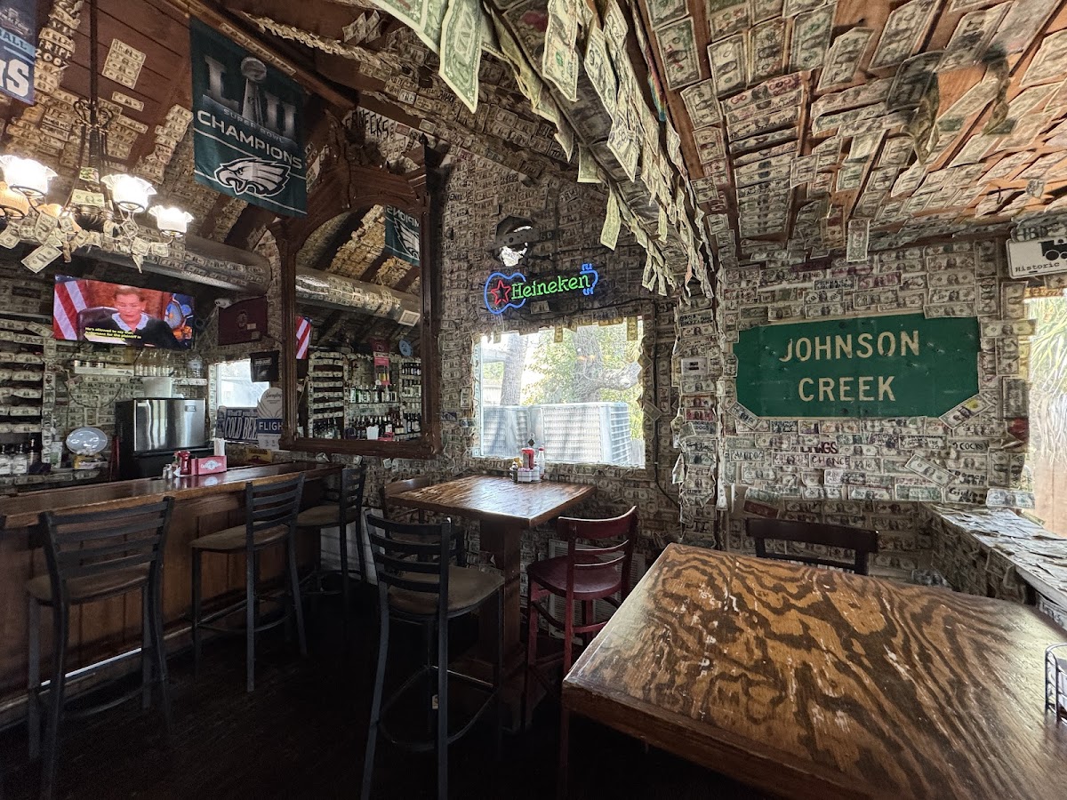 Johnson Creek Tavern