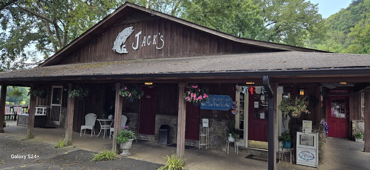 Jojo's Catfish Wharf