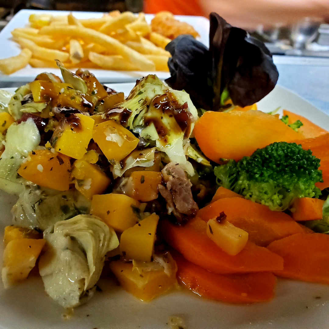 Kathy's 126 Restaurant & Lounge