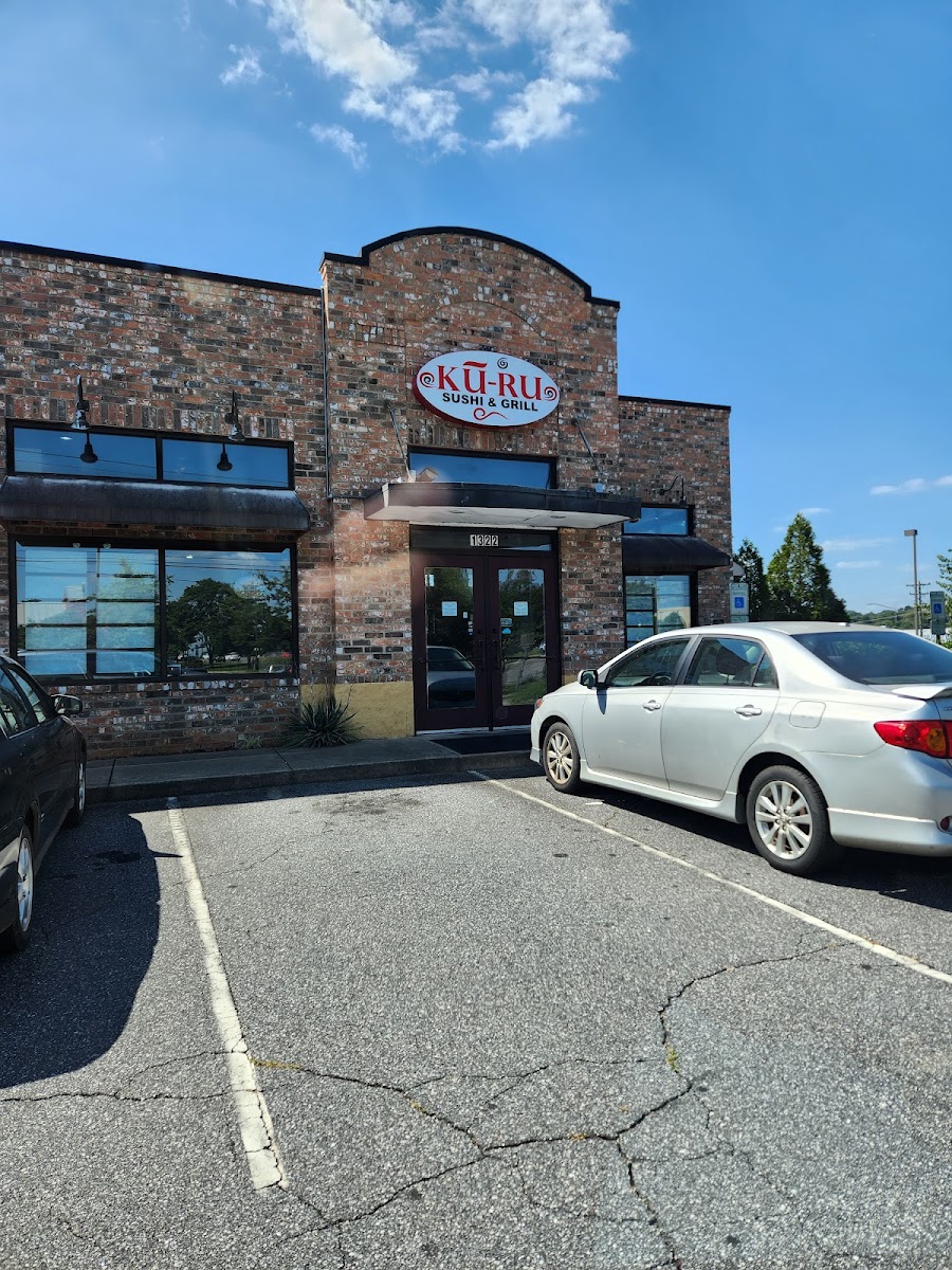 Ku-Ru Sushi & Grill