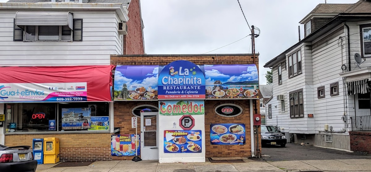 La Chapinita Panaderia Restaurante