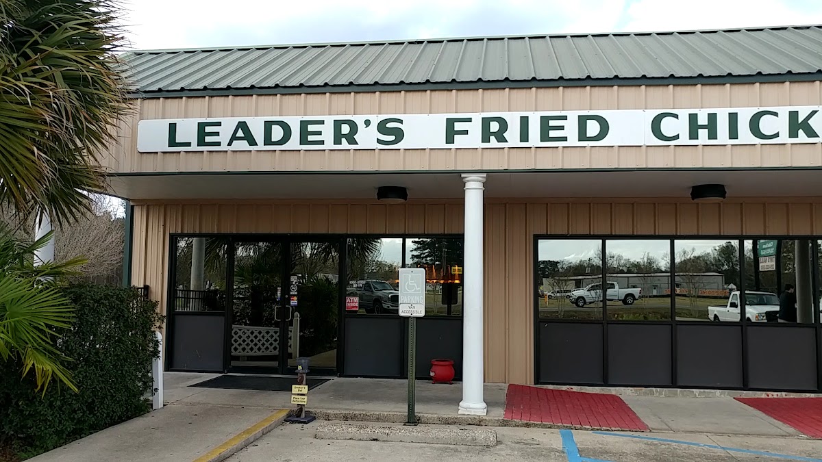 Leader's Fried Chicken - St. Amant