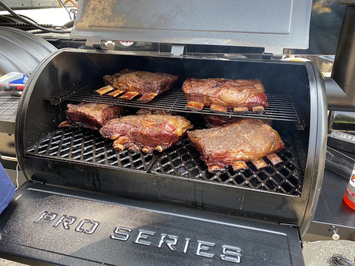 Legendary Larry's Vip Lounge