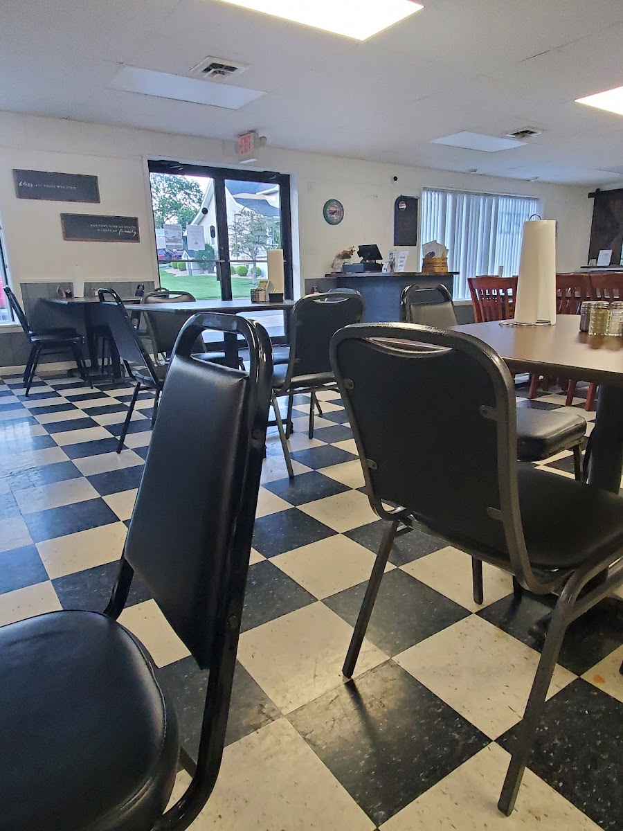 Lisa’S Hometown Grill