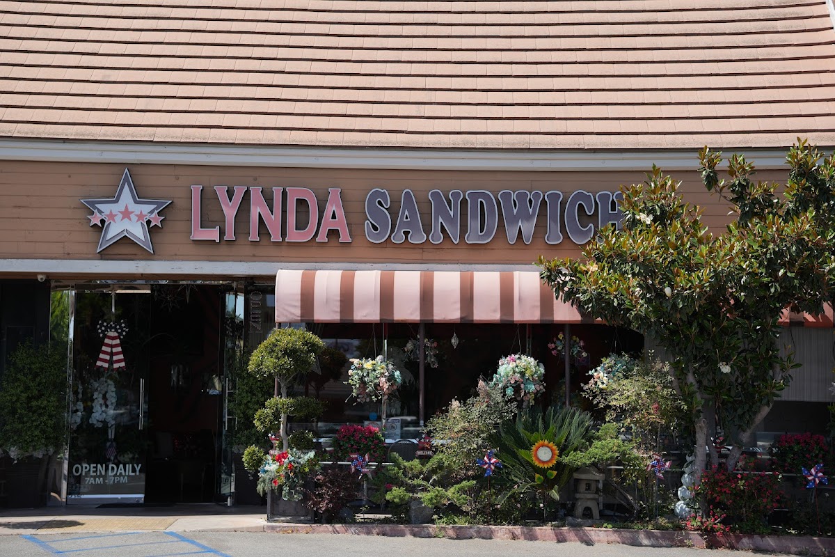 Lynda Sandwich