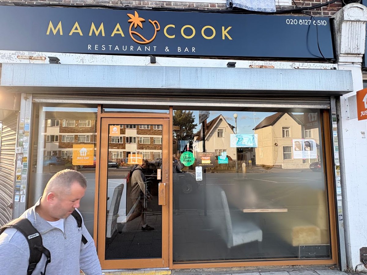 Mama Cook Restaurant & Bar