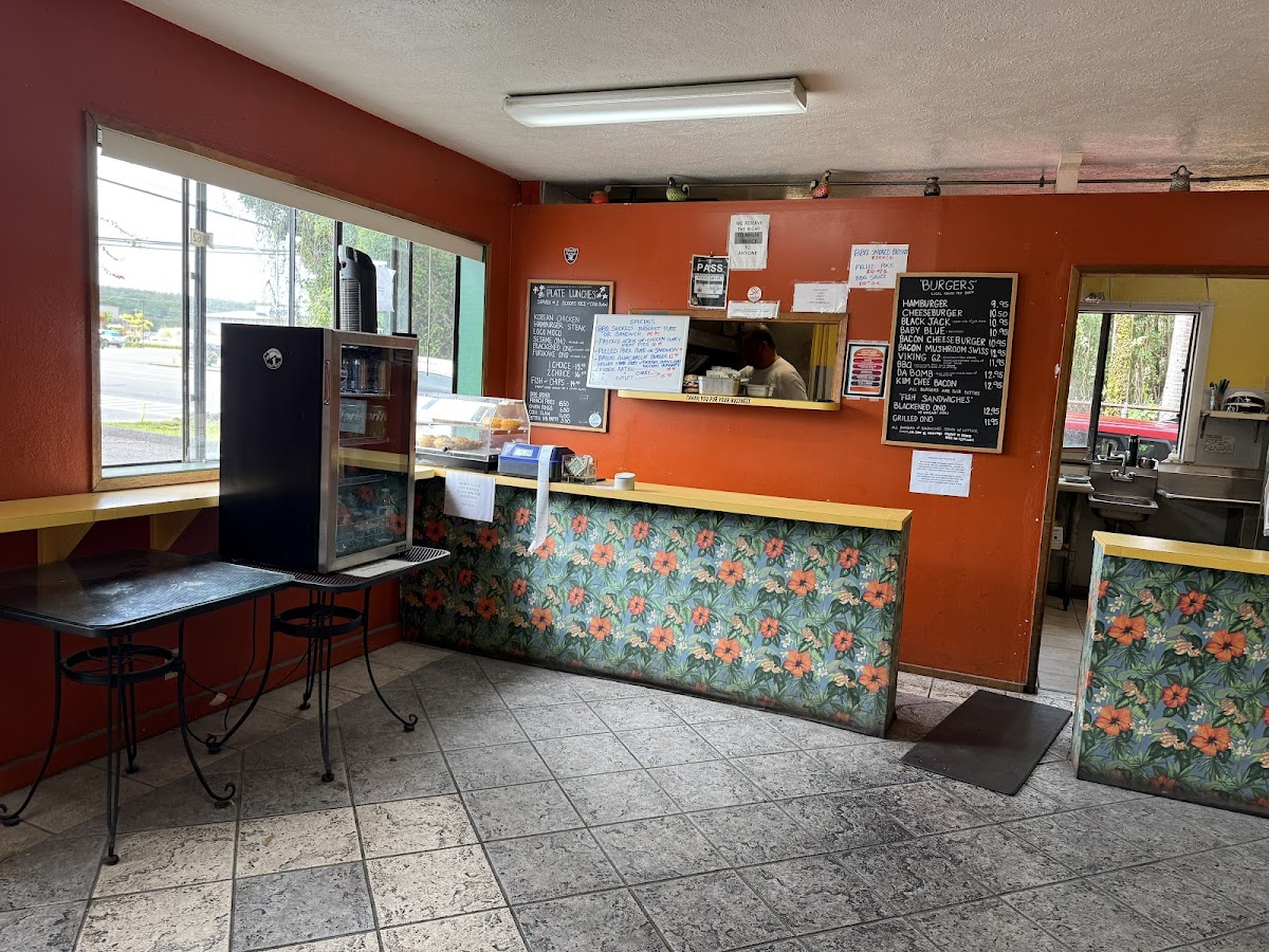 Ma'ona Lunch Counter